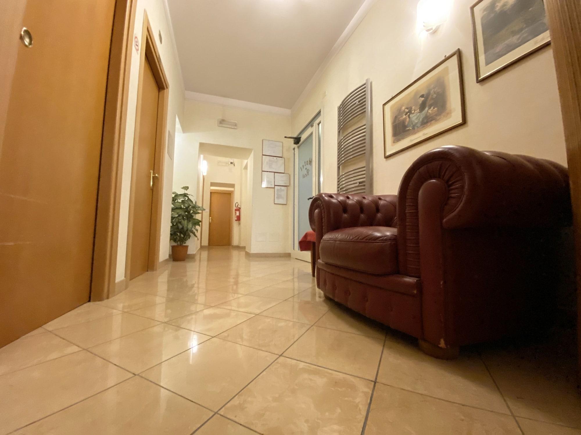 Hotel Resi Рим Экстерьер фото